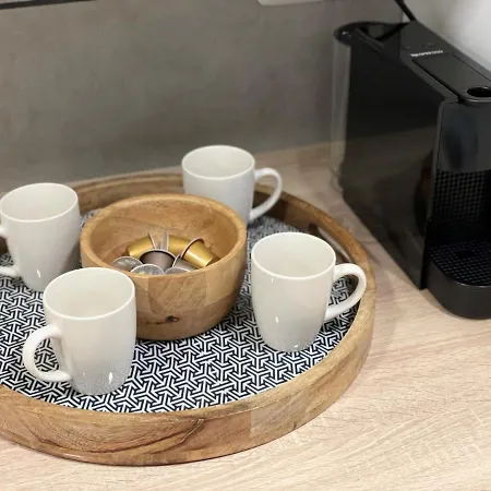 Апартаменты Buen Pastor Suite Apartment - A Estrenar! *
